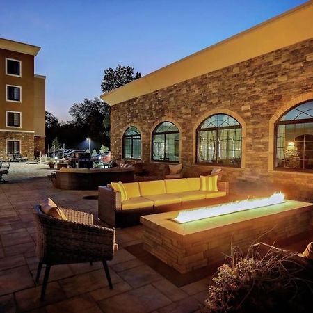 Staybridge Suites - Southgate - Detroit Area By Ihg Dış mekan fotoğraf