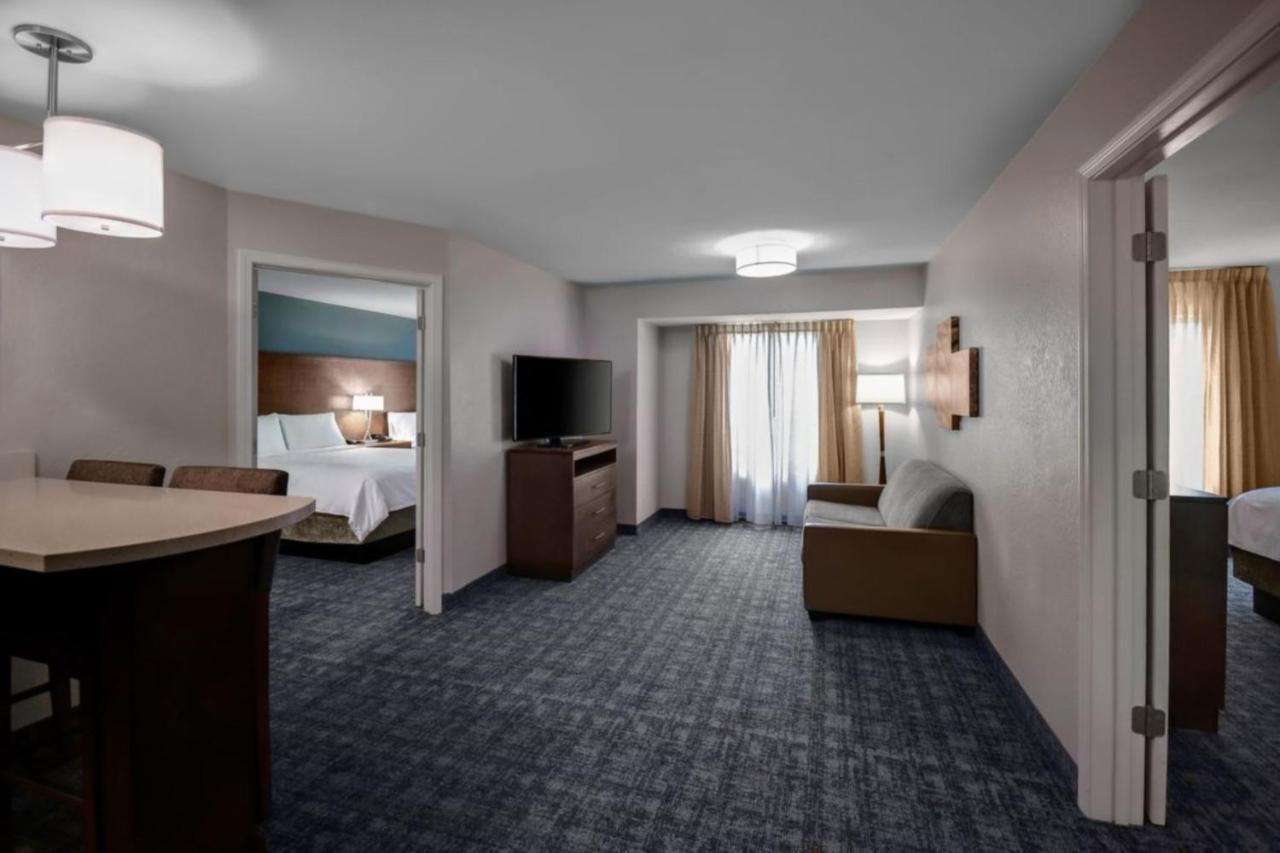 Staybridge Suites - Southgate - Detroit Area By Ihg Dış mekan fotoğraf